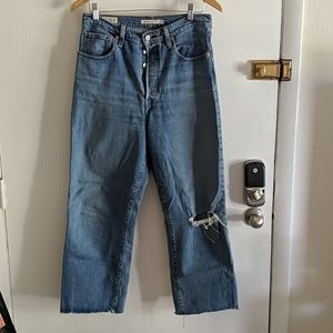Levi's (never worn) High Waisted Ribcage Straight